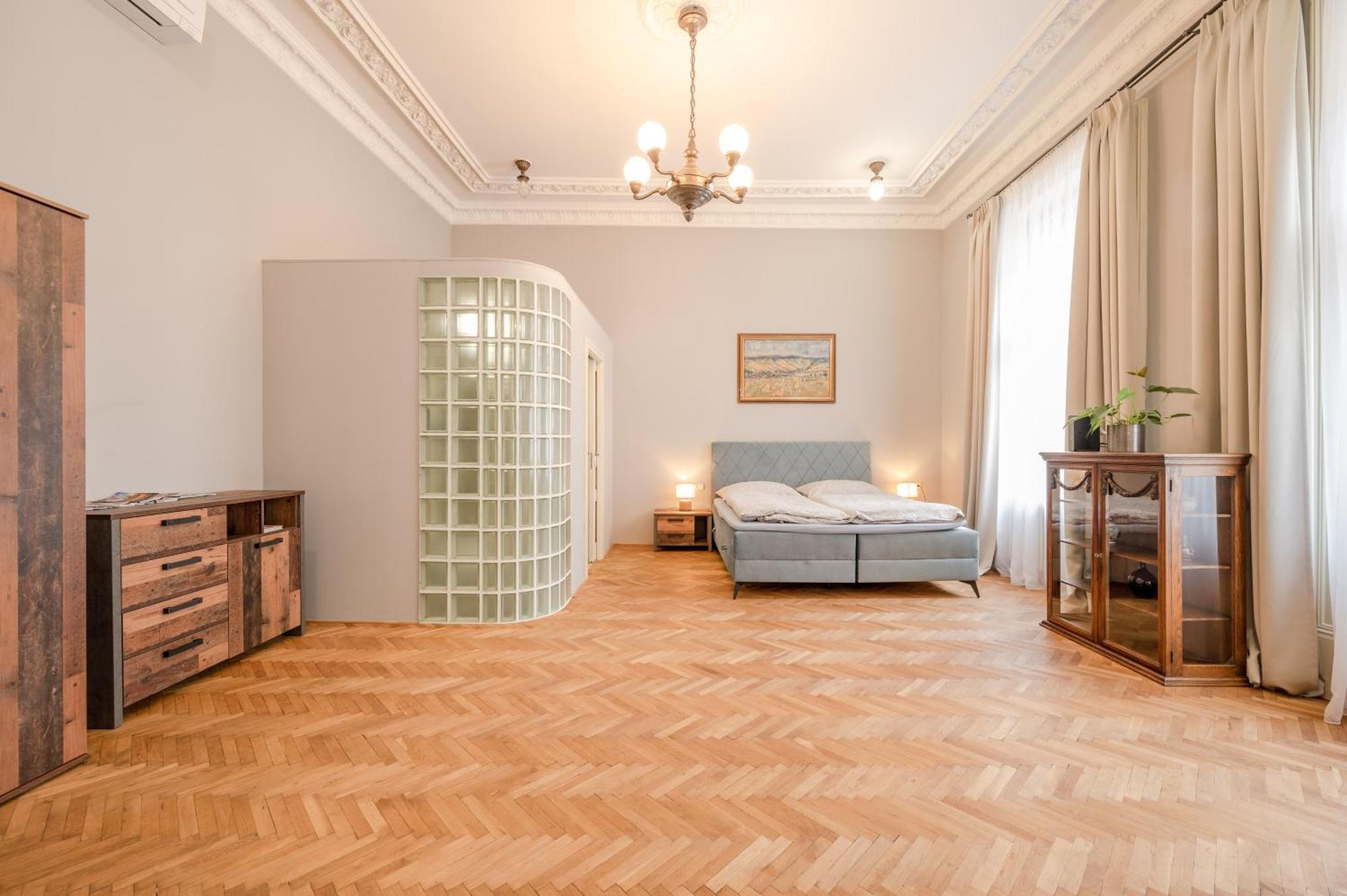 Palace Petrarca Prag Værelse billede